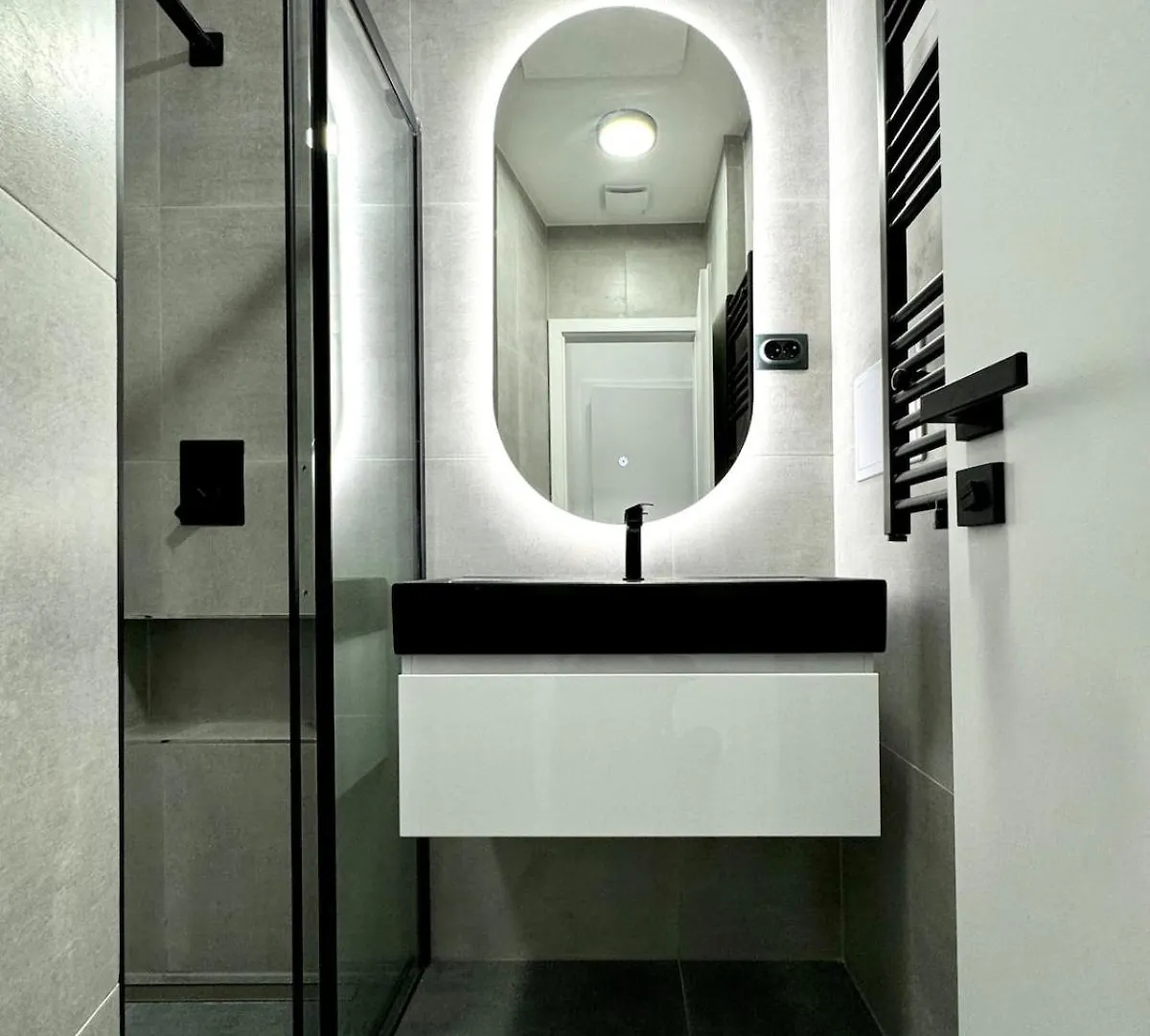 Apartmán 10 Minutes Charles Bridge Modern Apartment, Praha