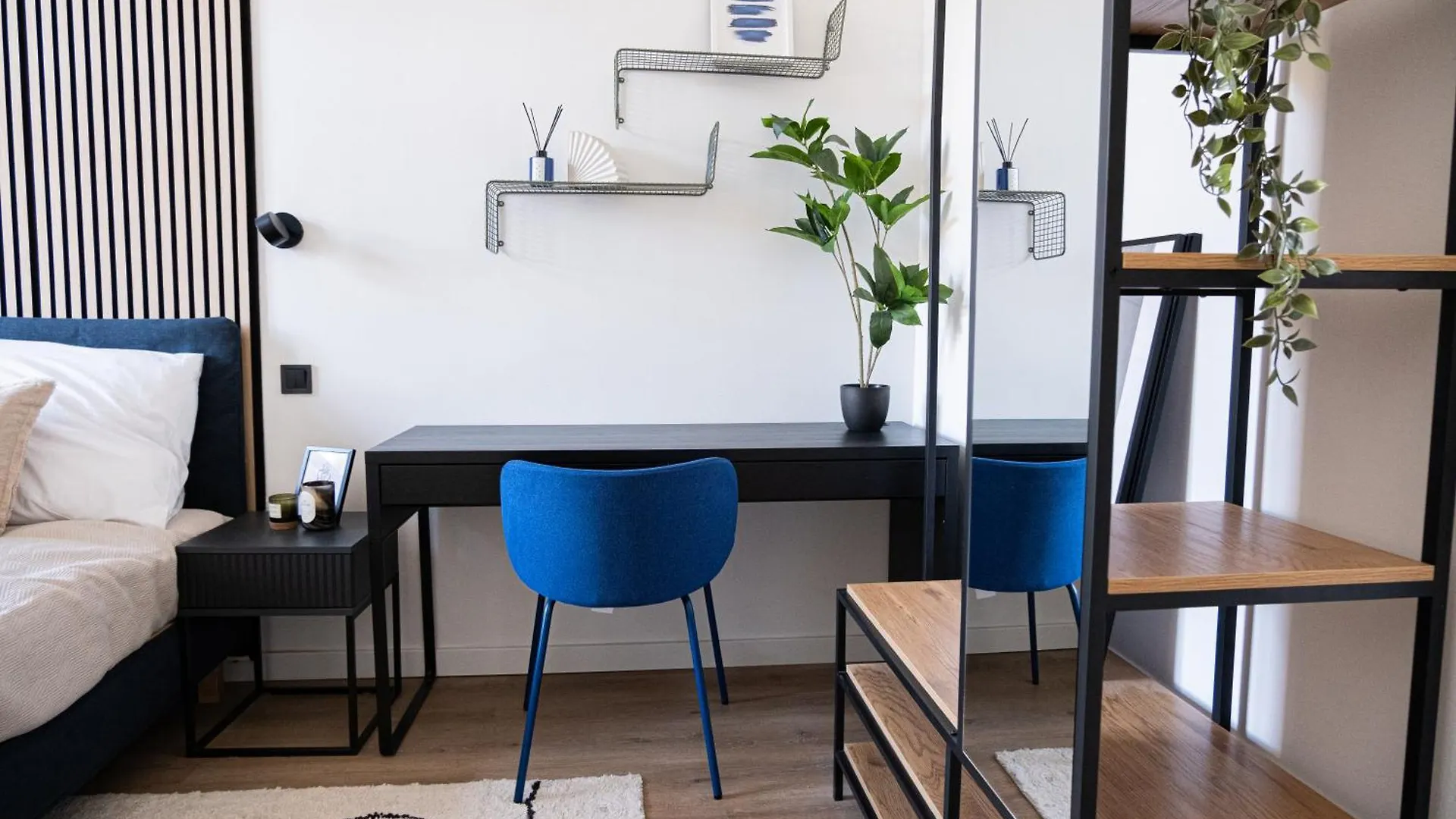 Διαμέρισμα 10 Minutes Charles Bridge Modern Apartment, Πράγα